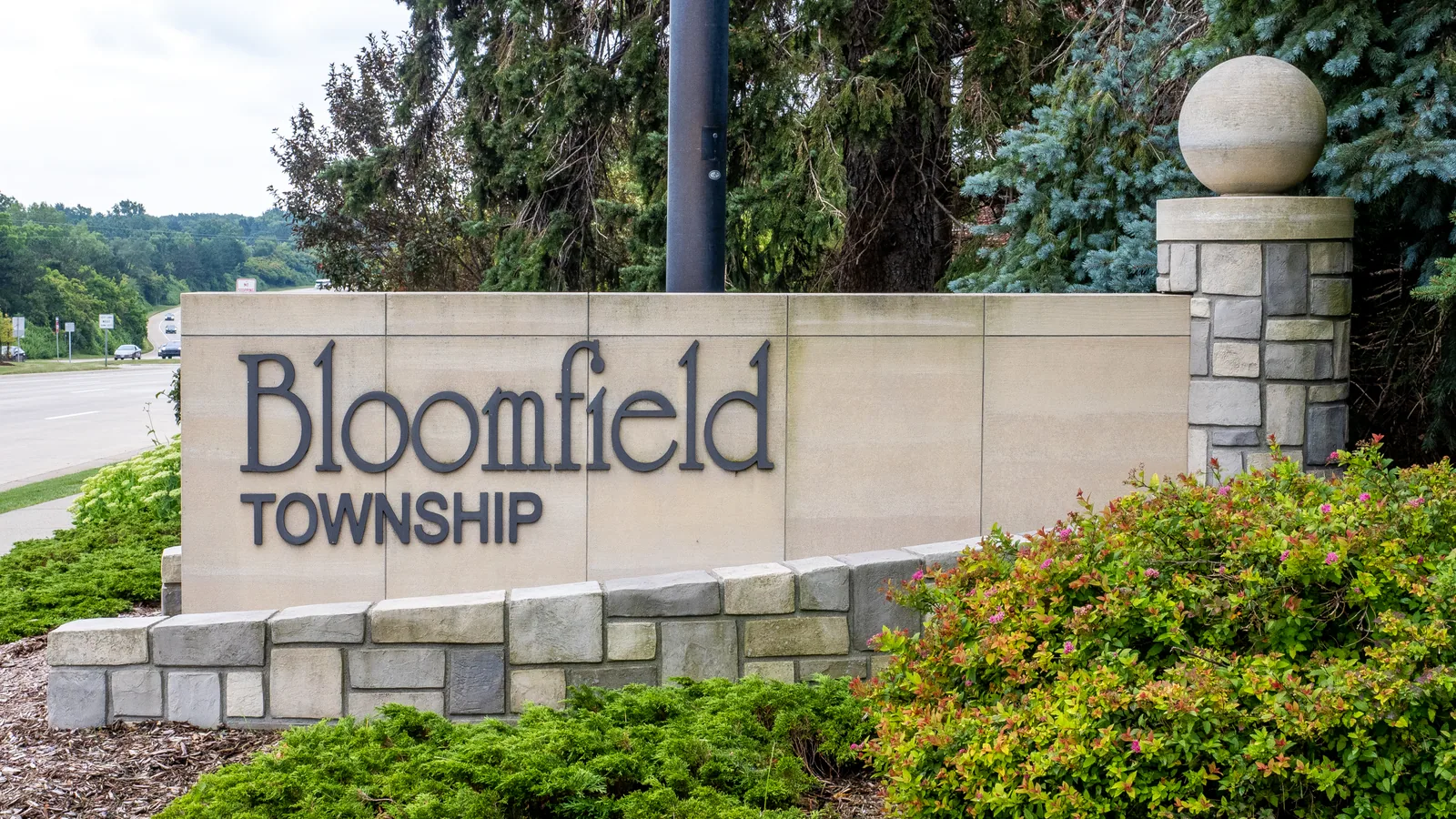 Bloomfield Township sign in Oakland County, Michigan.